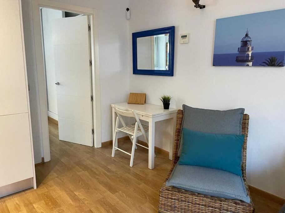 Bonito Apartamento Cerca Del Centro - Trinidad Малага Экстерьер фото